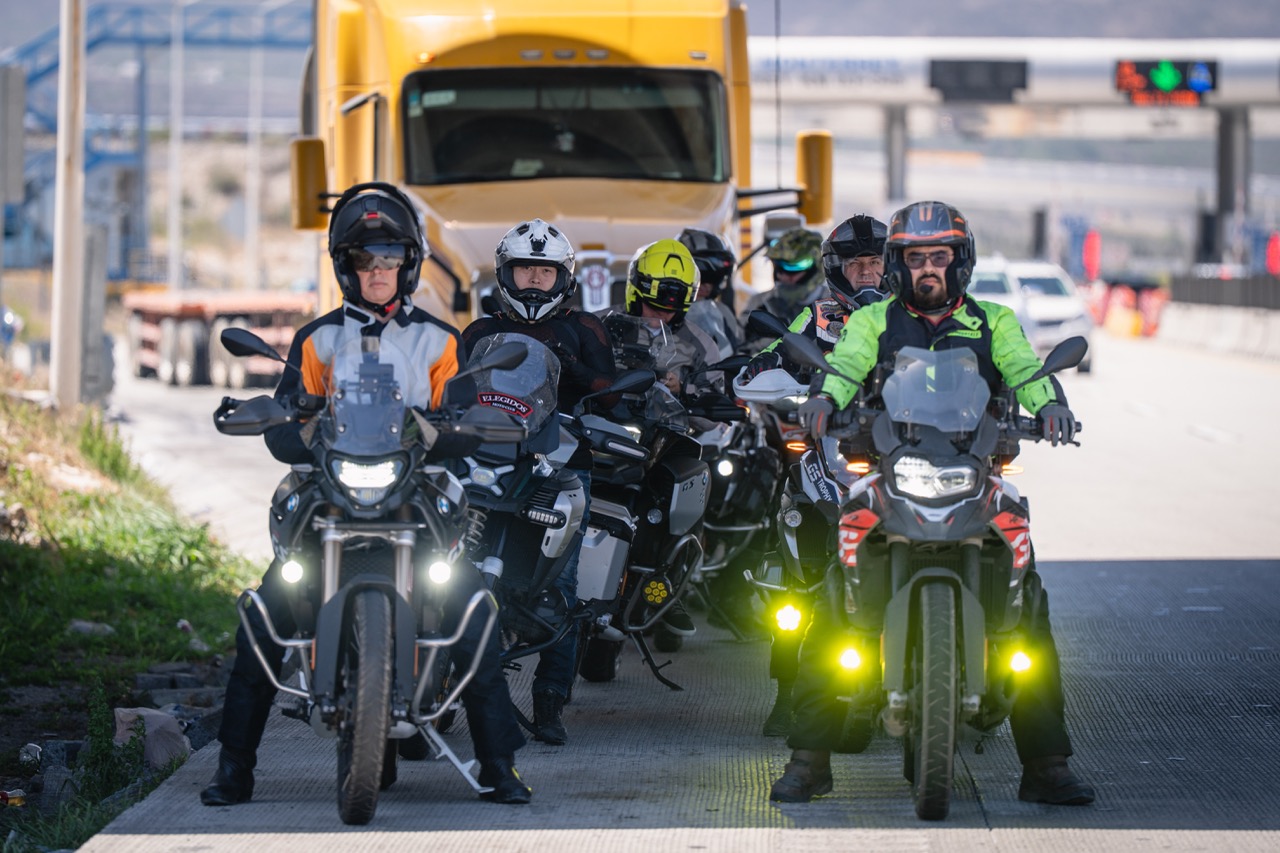 🌡️ Rodar en Moto con 42°C: Consejos para Sobrevivir al Calor Extremo sobre Dos Ruedas
